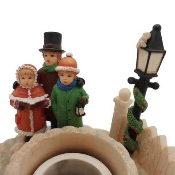 Yankee Candle Our America Large Jar Candle Topper Christmas Carol Singers Dog - Picture 6 of 16